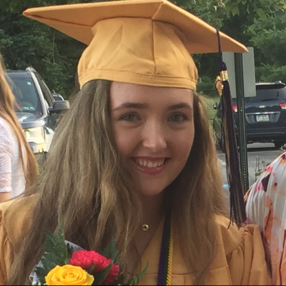 Meet your Posher, Olivia